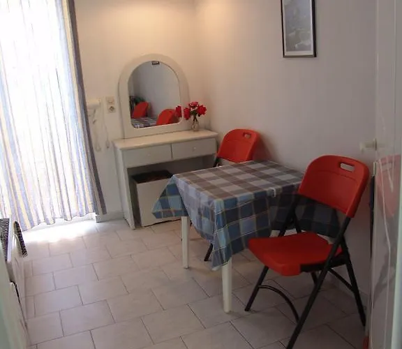 شقة فندقية Kontessa 4*